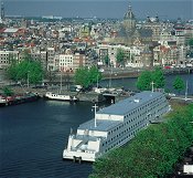 Amstel Botel von oben gesehen