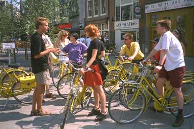 Vor der Abfahrt bei YellowBike Amsterdam