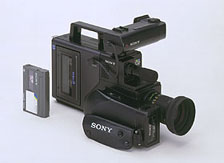 Sony CCD-V8 mit Video 8 Cassette