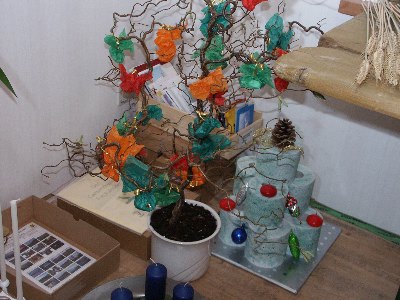 Adventskalender-Baum, Fotokalender und WC-Rollen-Tannenbaum