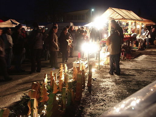 Kundschaft an unserem Stand (6)