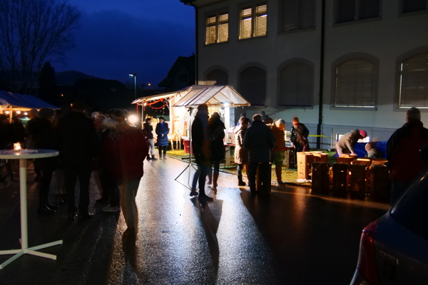 Impressionen vom Weihnachtsmarkt Ganterschwil 2017