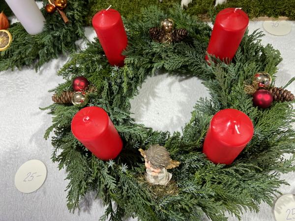 Impressionen vom Weihnachtsmarkt 2021 in der Garage Tufertschwil